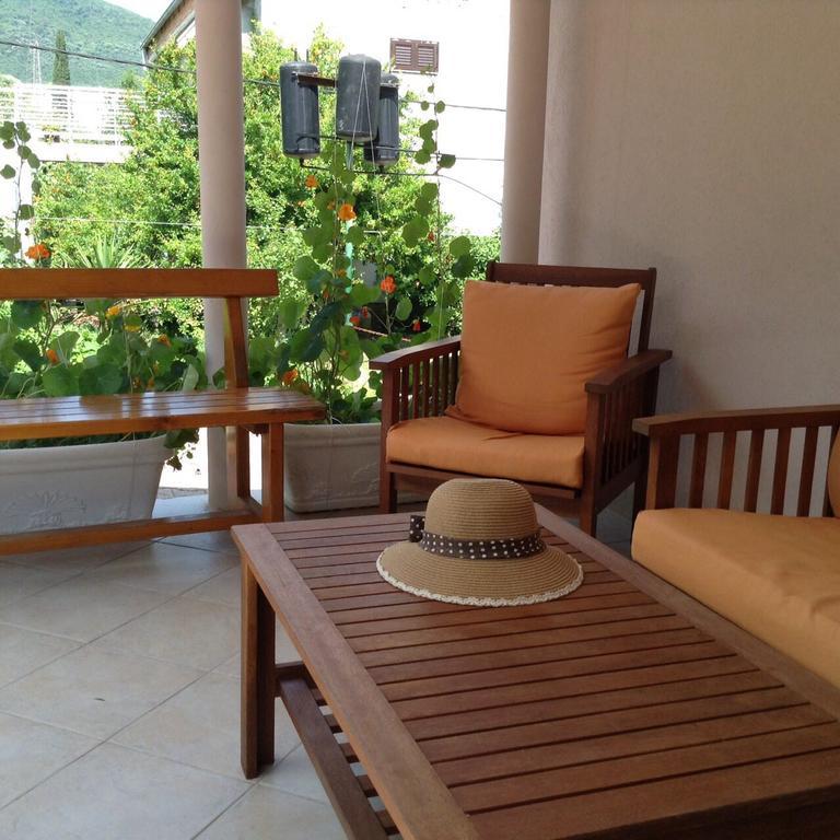 Villa Alla Bed And Breakfast Herceg Novi Exterior foto